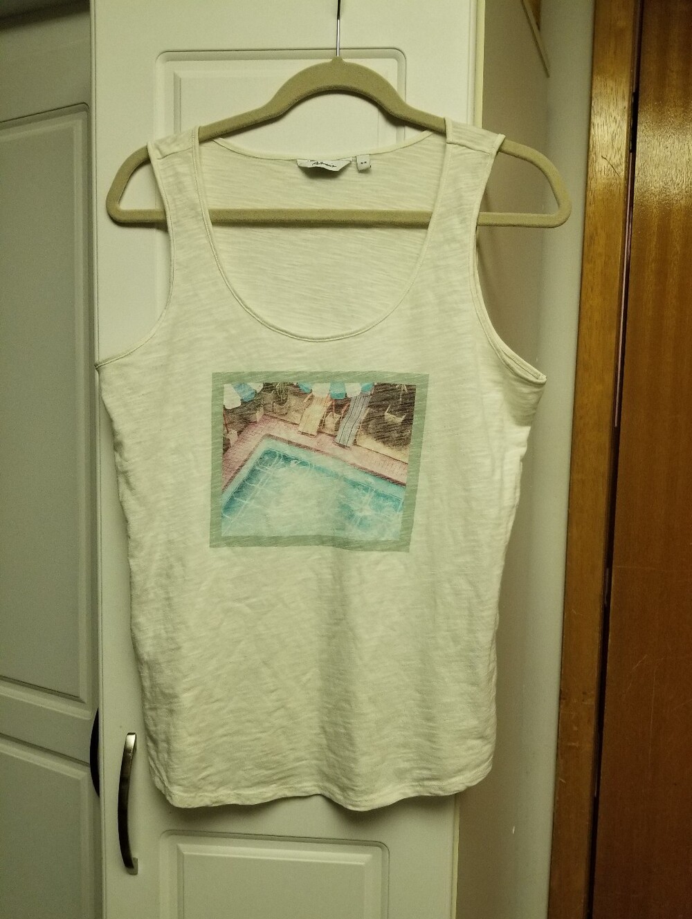 🍁🌺🌲Reitmans graphic tank top